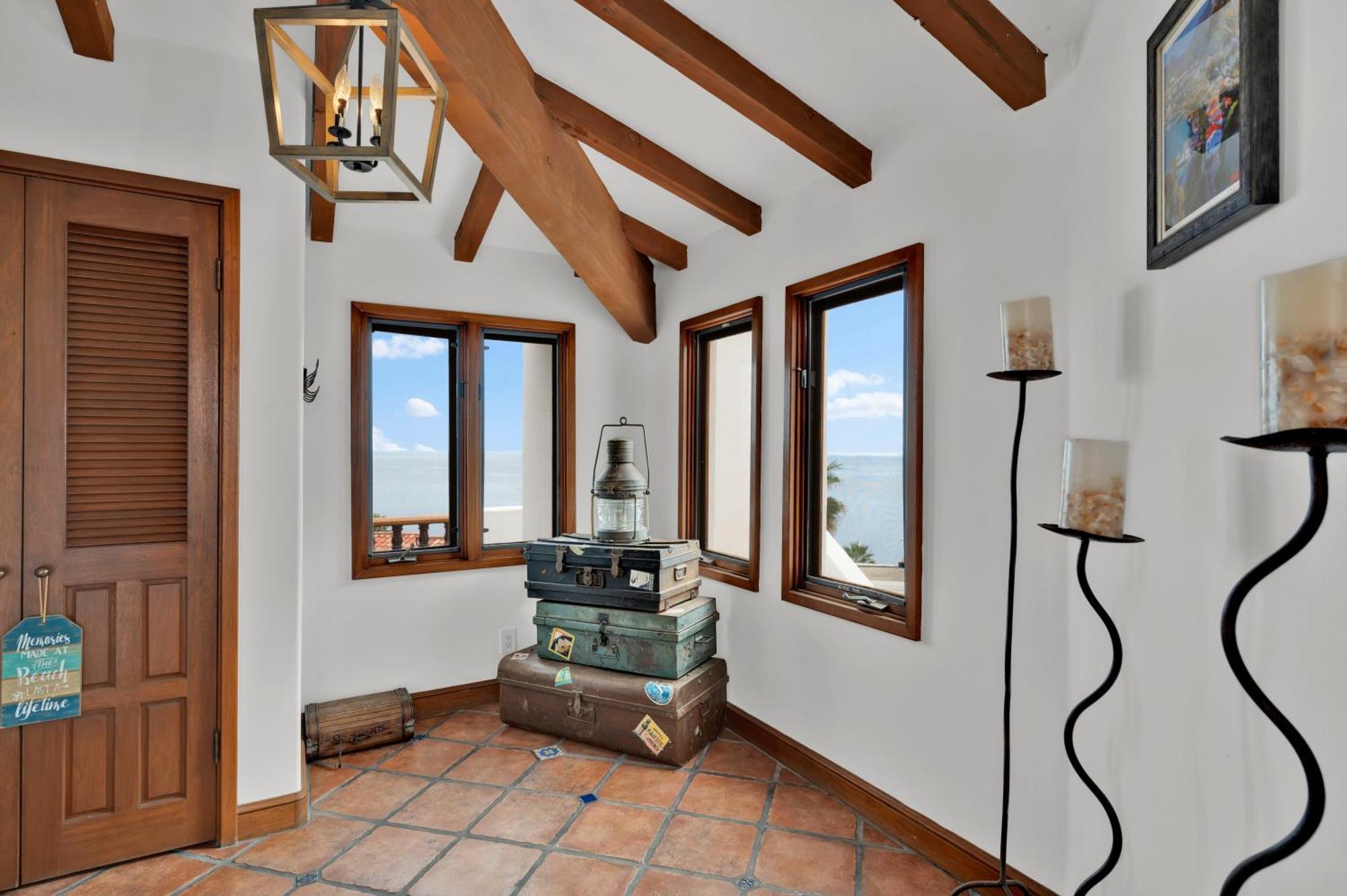 Gorgeous Oceanfront With Panoramic Views Casa vacanze